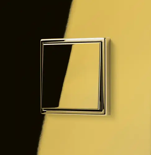 Taster im Programm LS 990 in Gold, aufgenommen in leichter Perspektive