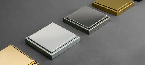 Das JUNG Schalterprogramm in den Ausführungen aus Metall.