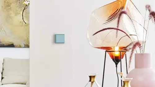 Push-buttons in the LS 990 programme in Les Couleurs® Le Corbusier, ambience shot