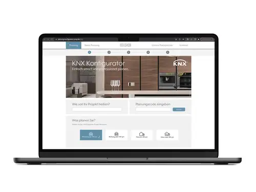 KNX-Konfiguratoren, Screenansicht auf Laptop vor einem weißen Hintergrund.