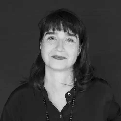 Porträt von Laura Fogarasi-Ludloff