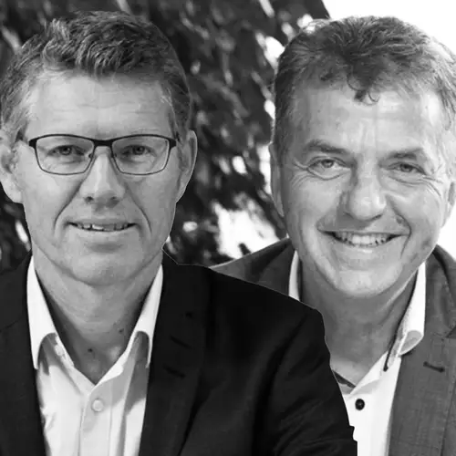 Podcast JUNG WECHSELSPANNUNG - Porträt von Martin Kaiser und Tobias Kracker