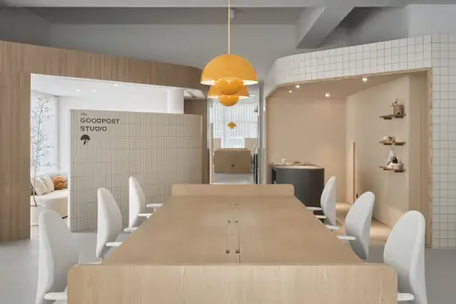 General view of the central workspace at GoodPost Studio.