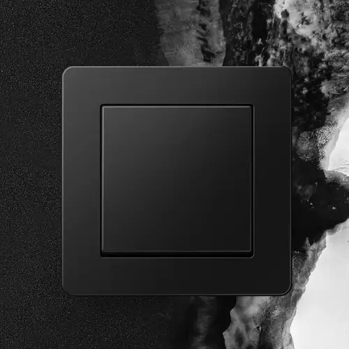 Die matte Lackierung verleiht den Rahmen und Abdeckungen von A FLOW eine besondere Qualität.