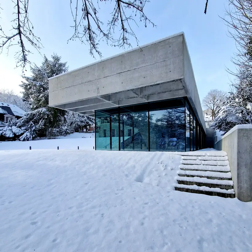 Detailaufnahme vom Pavillon der JUNG Gründervilla in Schalksmühle.