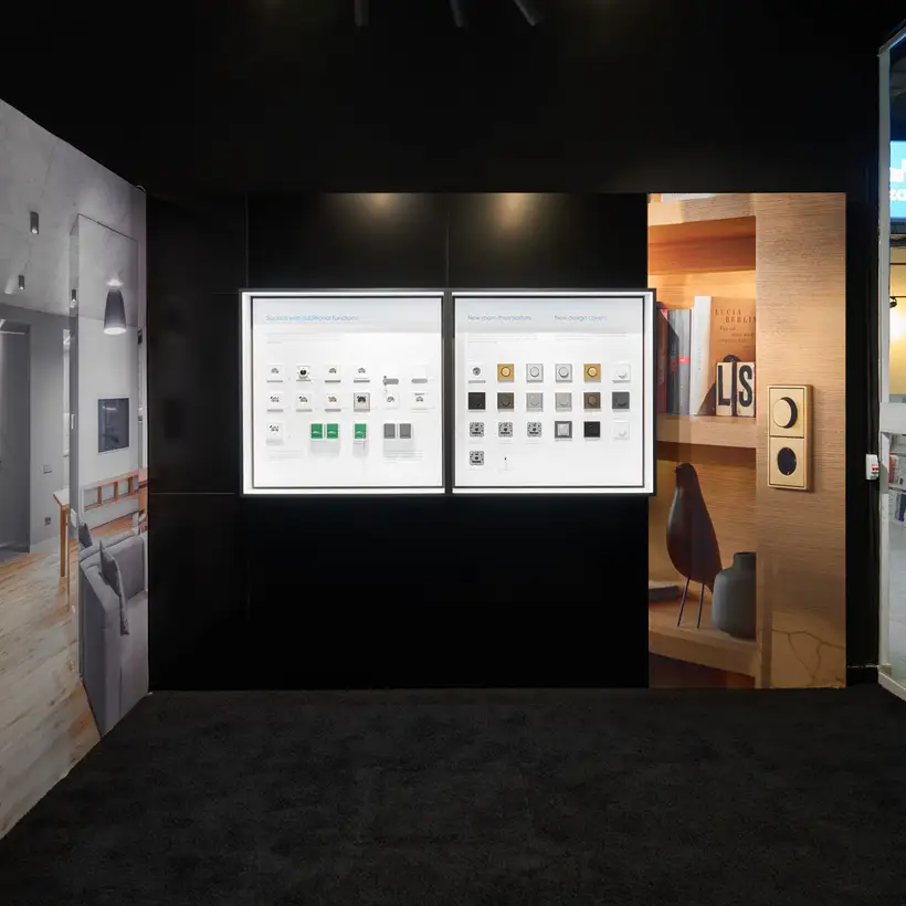 JUNG Brandstore in Almaty, Präsentationsdisplays und Ambiente-Darstellungen