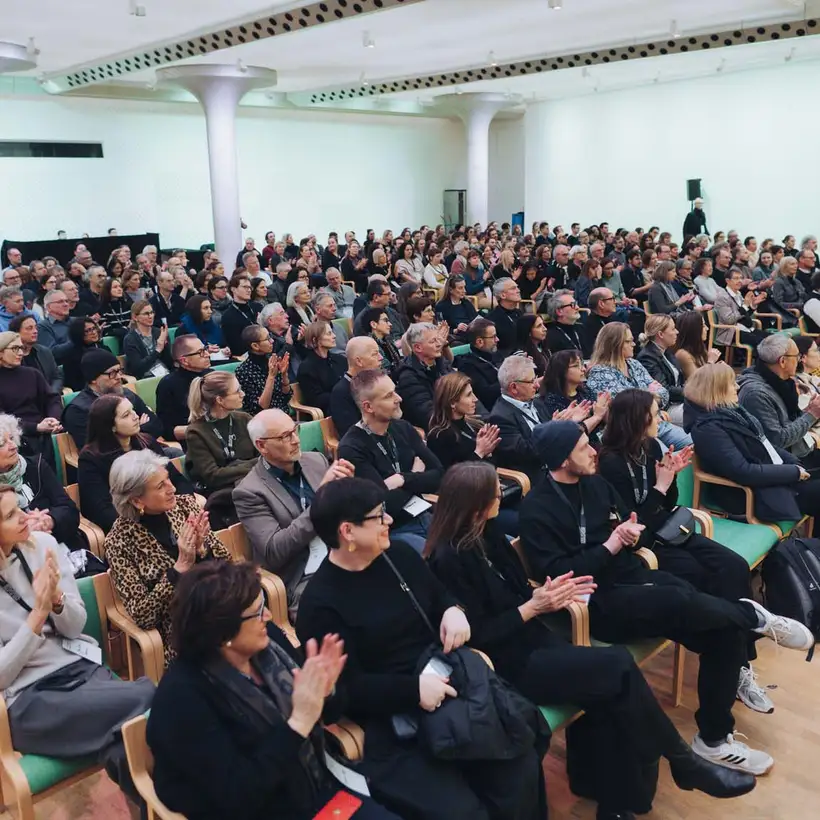 Architekturgespräche in Stuttgart 2025, Beifall gebendes Publikum