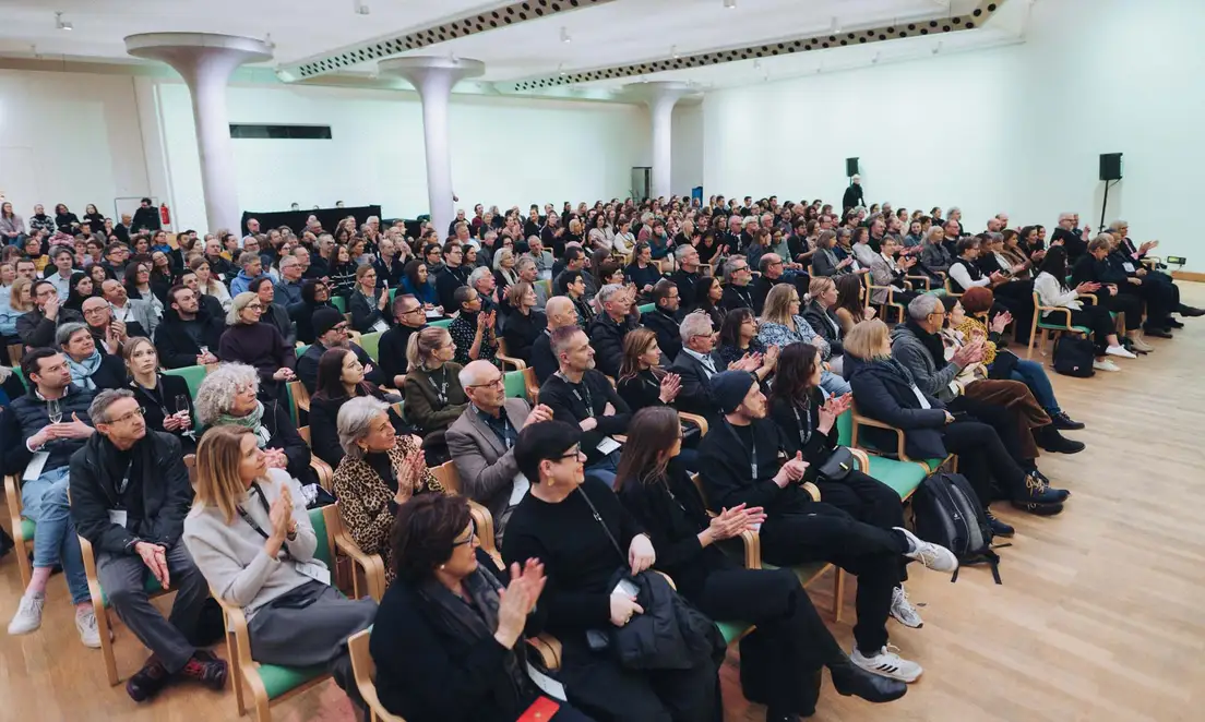 Architekturgespräche in Stuttgart 2025, Beifall gebendes Publikum