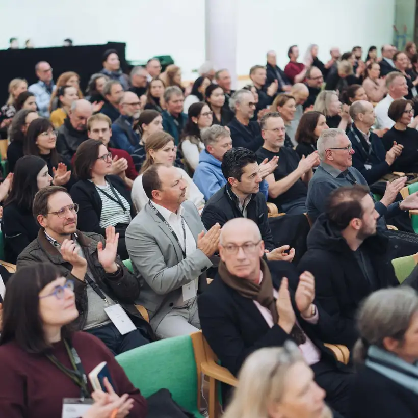 Architekturgespräche in Stuttgart 2025, Beifall gebendes Publikum