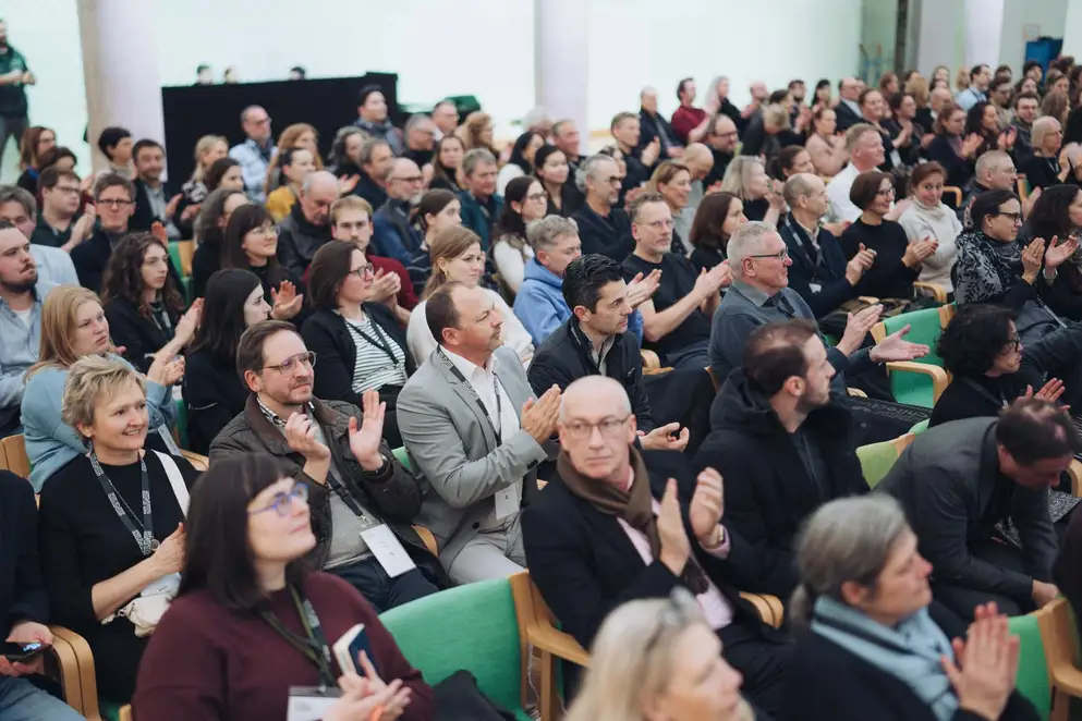Architekturgespräche in Stuttgart 2025, Beifall gebendes Publikum