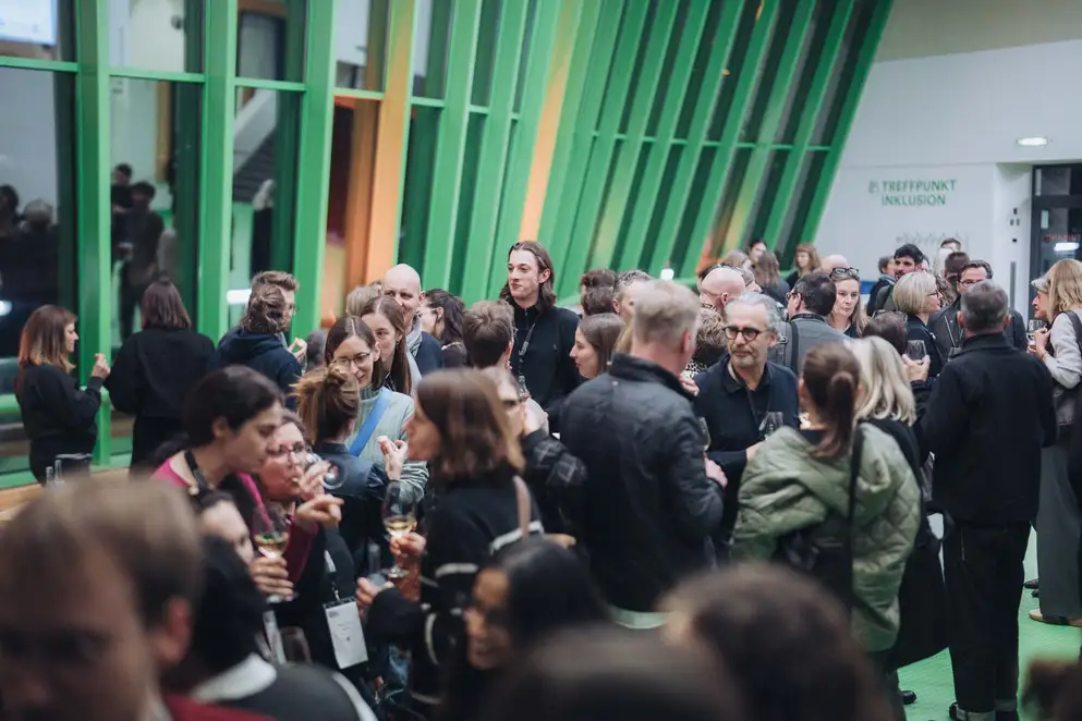 Architekturgespräche in Stuttgart 2025, Unterhaltungen führende Besucherinnen und Besucher