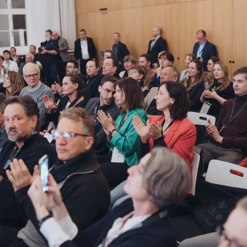 Architekturgespräche in Dresden 2025, Beifall gebendes Publikum