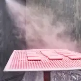 Handwerkskunst und Metallverarbeitung, Samtige Haptik und matte Optik.