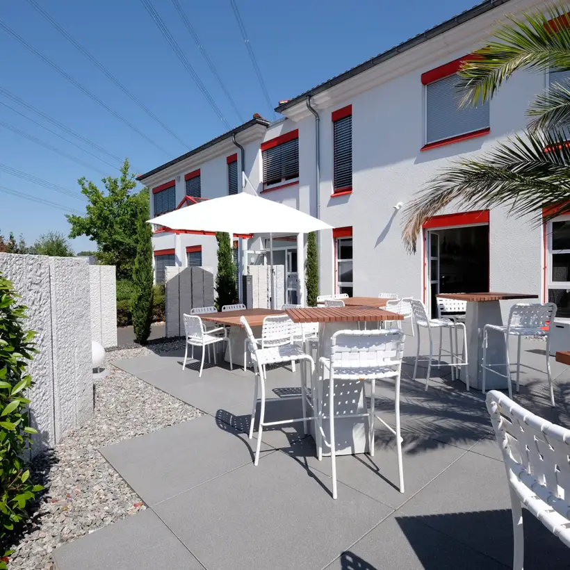 Außenbereich der JUNG Handelsvertretung Fred Abel GmbH