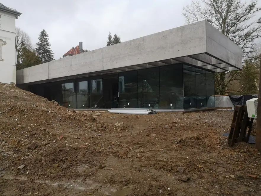 Detailansicht der Umbauarbeiten an der JUNG Gründervilla