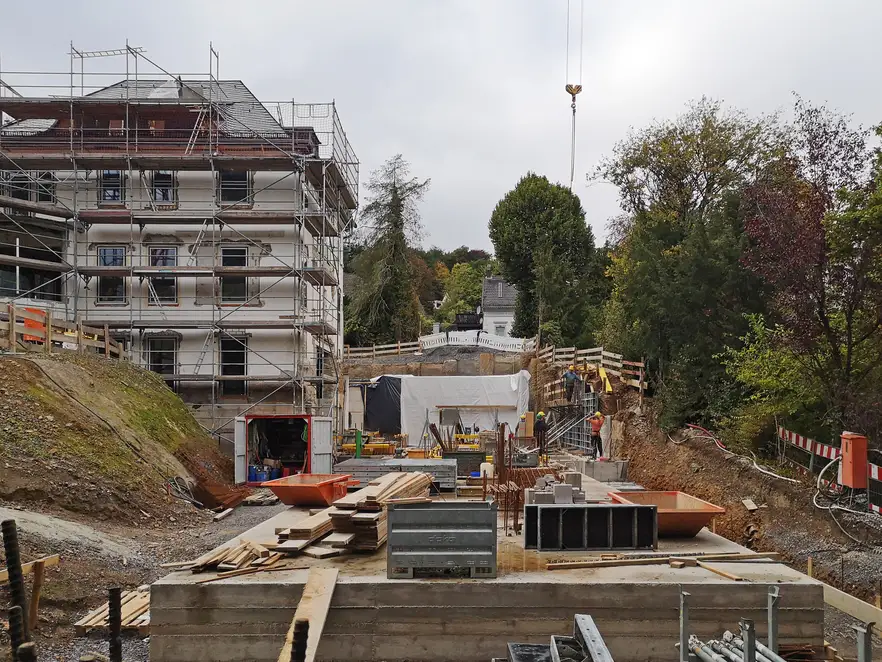 Umbau und die Erweiterung der historischen Villa 