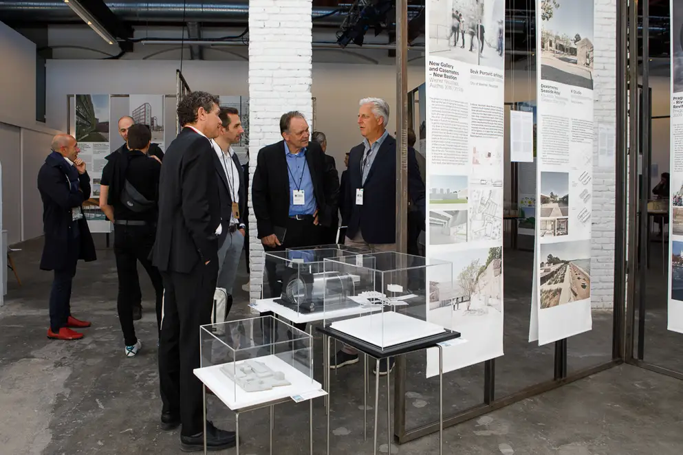 EUmies Awards Day 2022 - Ausstellungsräumlichkeiten mit Gästen