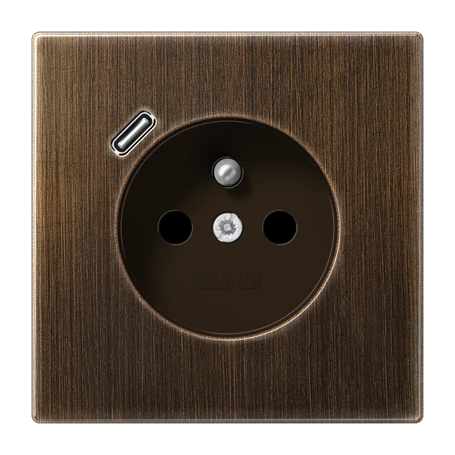 Prise, système français et belge avec chargeur USB (JUNG Quick Charge®), Safety Plus, Laiton ancien
